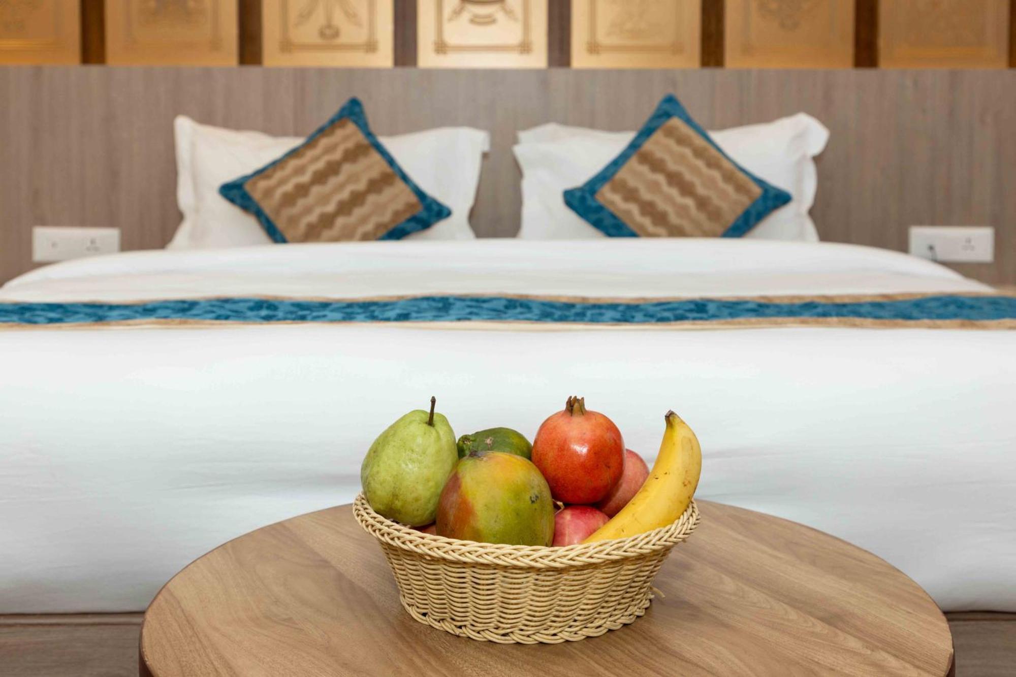 Shuvatara Suites & Spa, Thamel Katmandu Dış mekan fotoğraf