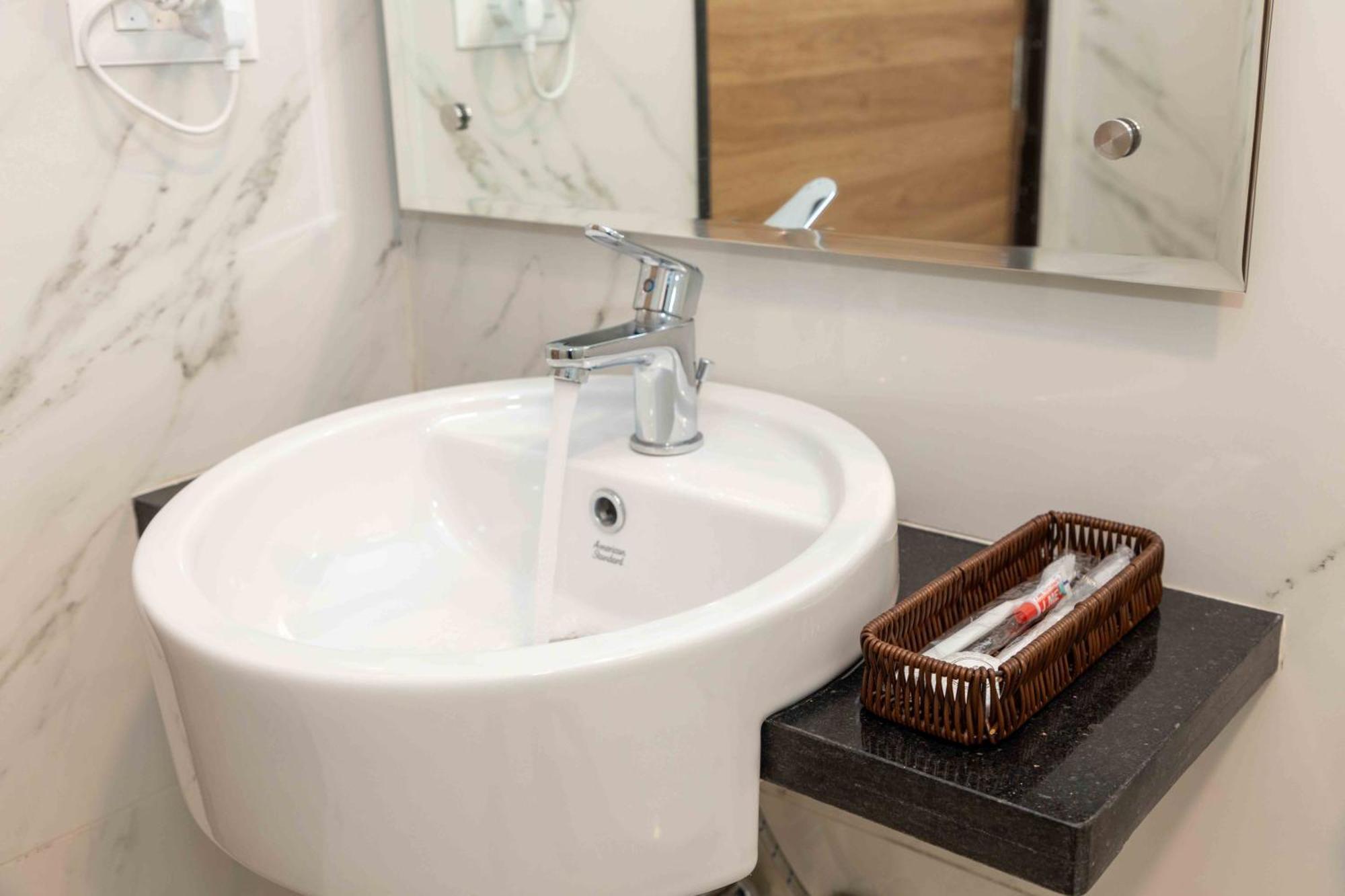 Shuvatara Suites & Spa, Thamel Katmandu Dış mekan fotoğraf